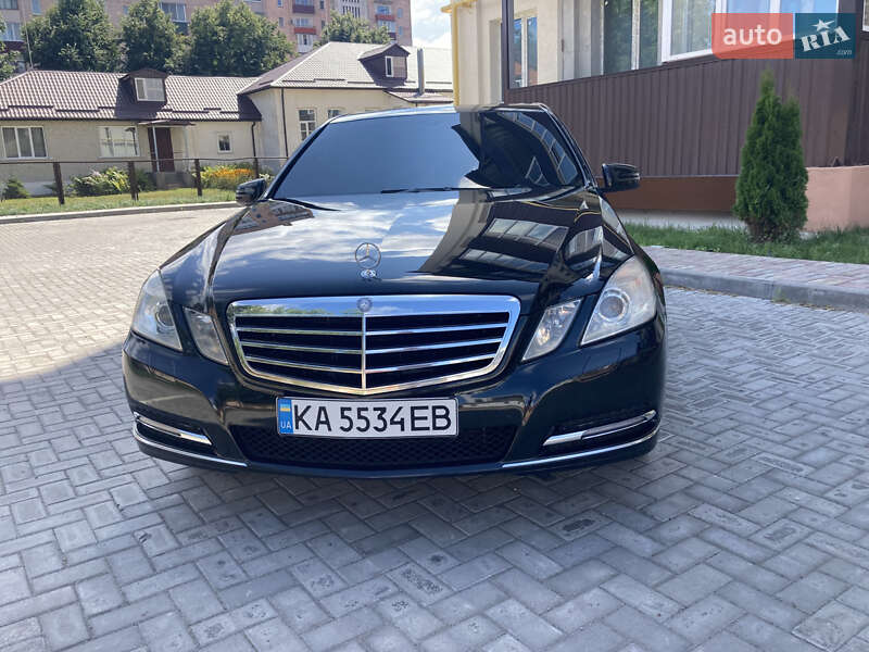 Седан Mercedes-Benz E-Class 2012 в Сумах