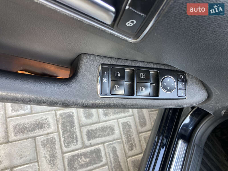 Седан Mercedes-Benz E-Class 2012 в Сумах