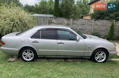 Седан Mercedes-Benz E-Class 1998 в 