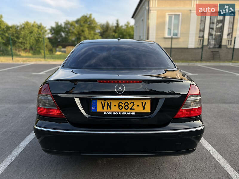 Седан Mercedes-Benz E-Class 2007 в Львове