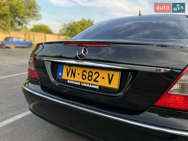 Седан Mercedes-Benz E-Class 2007 в Львове