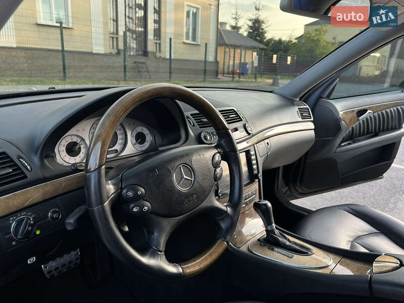Седан Mercedes-Benz E-Class 2007 в Львове