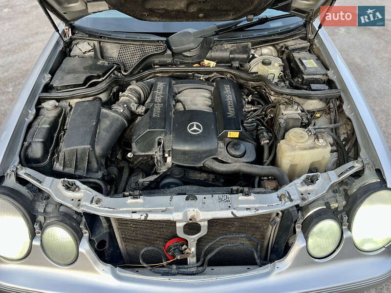 Седан Mercedes-Benz E-Class 2002 в Виннице