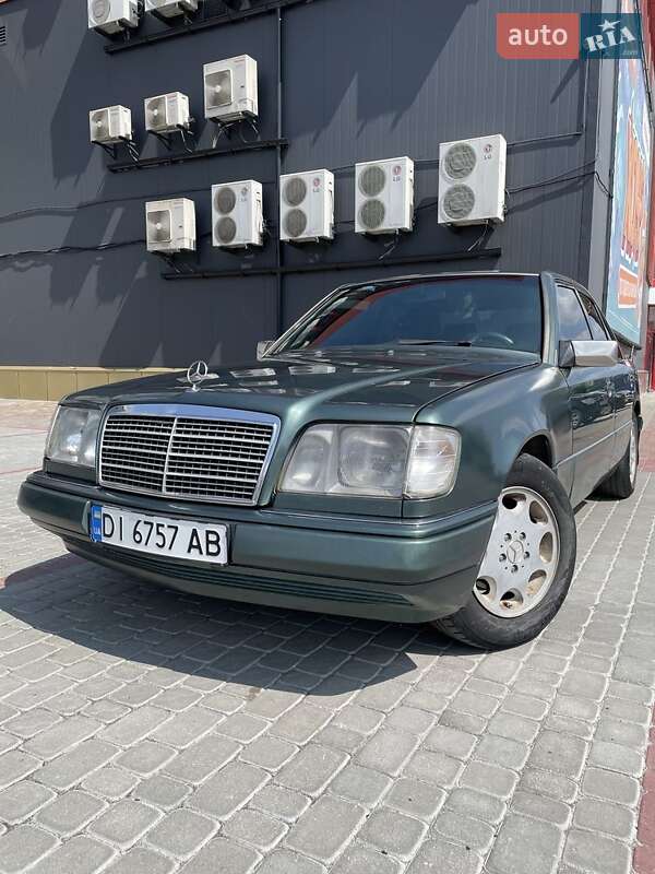 Mercedes-Benz E-Class 1995