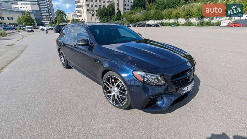 Универсал Mercedes-Benz E-Class 2018 в Киеве