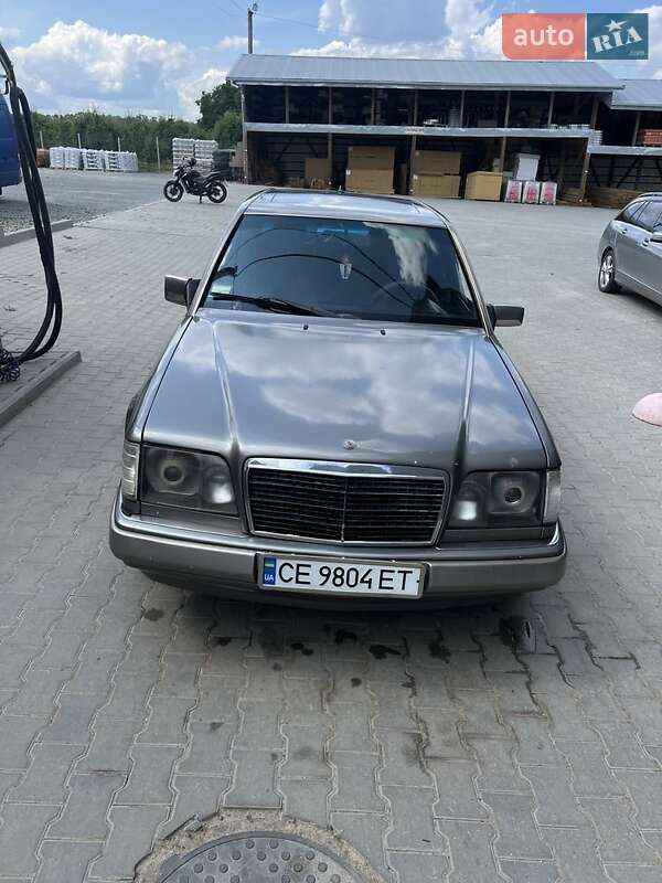 Mercedes-Benz E-Class 1995