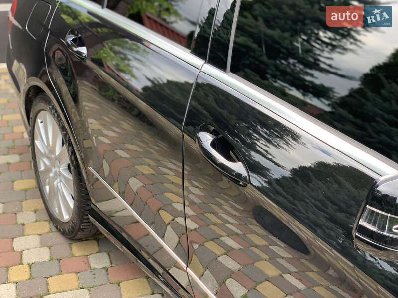 Седан Mercedes-Benz E-Class 2012 в Ивано-Франковске