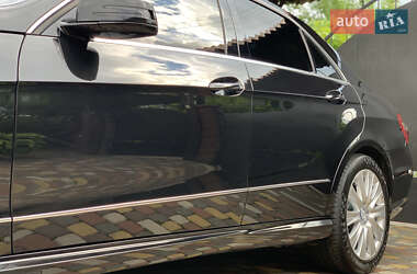 Седан Mercedes-Benz E-Class 2012 в 