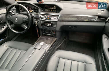 Седан Mercedes-Benz E-Class 2012 в 
