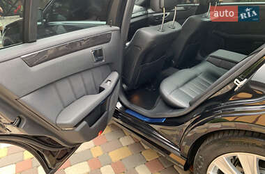 Седан Mercedes-Benz E-Class 2012 в 