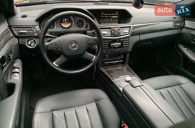 Седан Mercedes-Benz E-Class 2012 в 