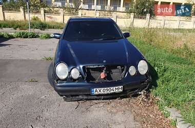 Седан Mercedes-Benz E-Class 1999 в Харькове