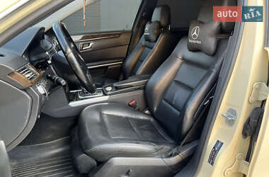 Седан Mercedes-Benz E-Class 2011 в 