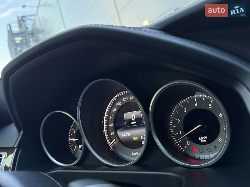 Седан Mercedes-Benz E-Class 2015 в Киеве