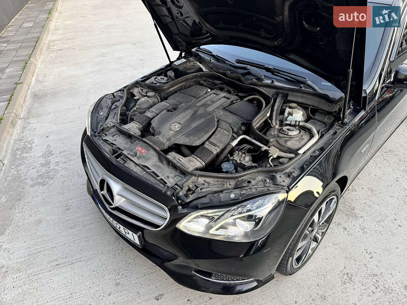 Седан Mercedes-Benz E-Class 2015 в Киеве