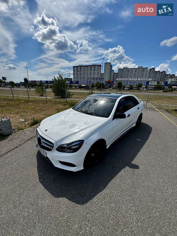 Седан Mercedes-Benz E-Class 2014 в Києві
