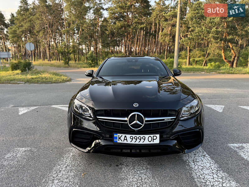 Седан Mercedes-Benz E-Class 2018 в Киеве