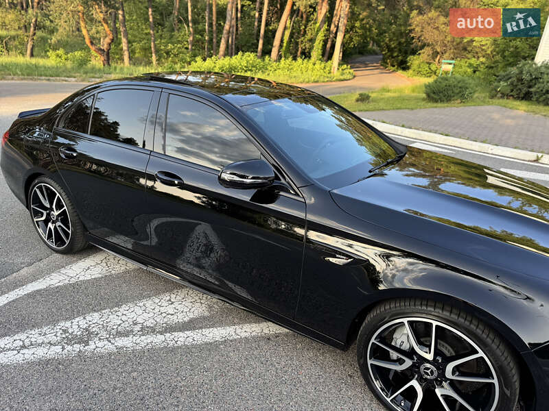 Седан Mercedes-Benz E-Class 2018 в Киеве