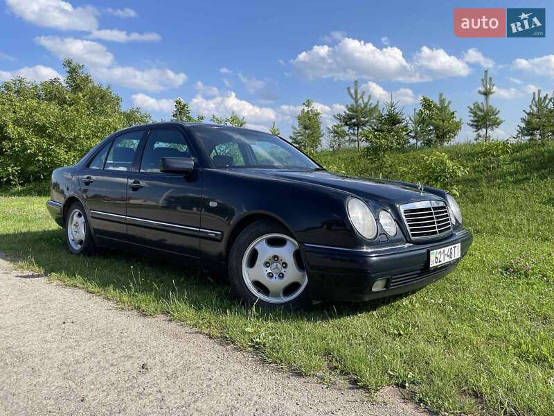 Седан Mercedes-Benz E-Class 1998 в 