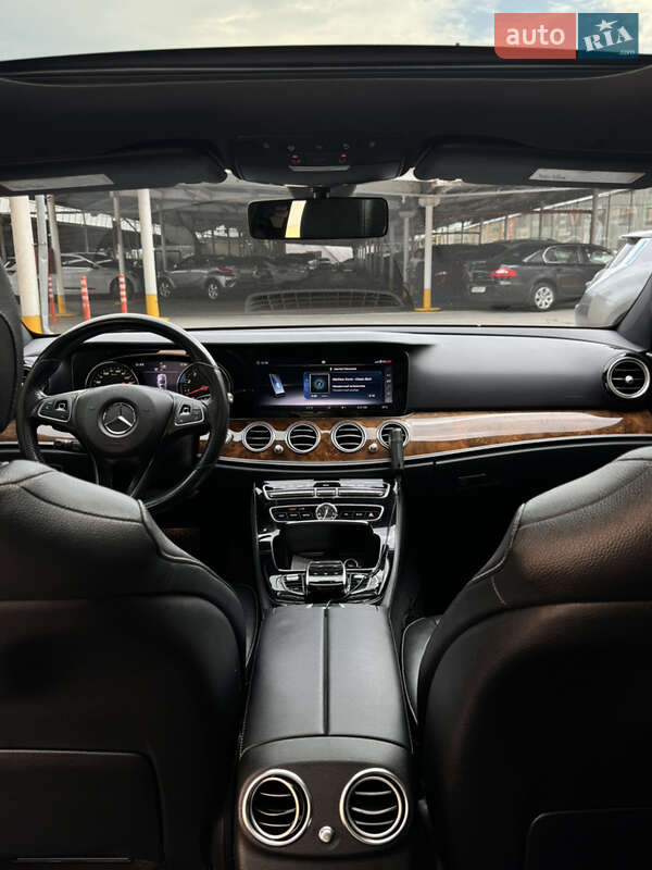 Седан Mercedes-Benz E-Class 2016 в Виннице
