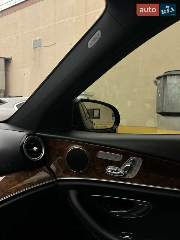 Седан Mercedes-Benz E-Class 2016 в Виннице