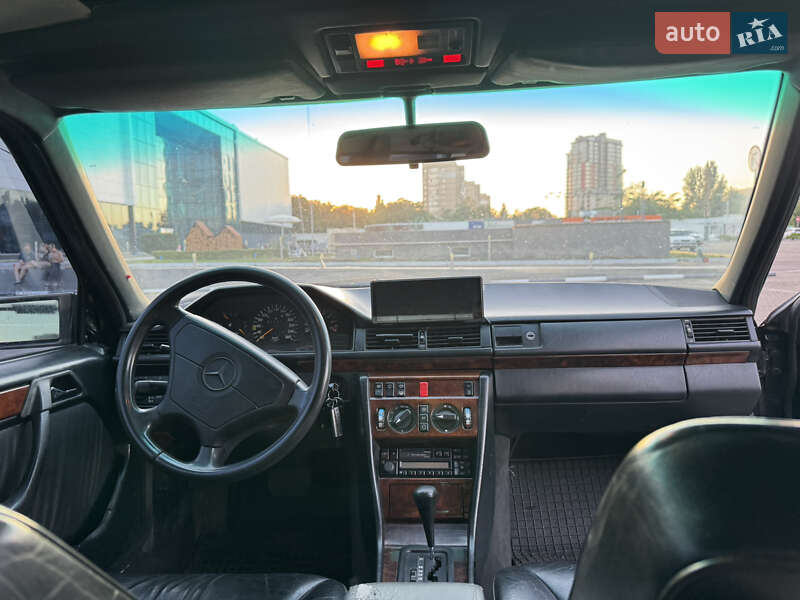 Универсал Mercedes-Benz E-Class 1995 в Одессе