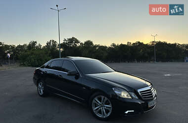 Седан Mercedes-Benz E-Class 2009 в 