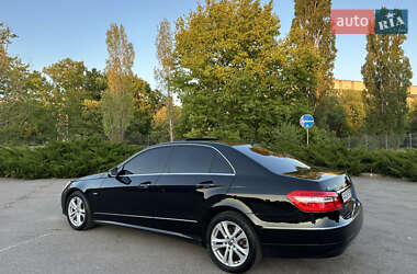 Седан Mercedes-Benz E-Class 2009 в 