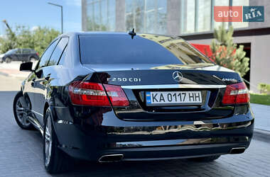 Седан Mercedes-Benz E-Class 2012 в 