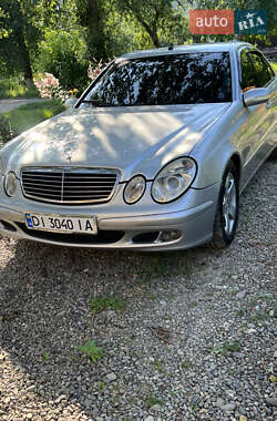 Седан Mercedes-Benz E-Class 2002 в 