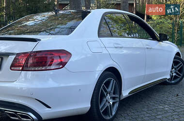Седан Mercedes-Benz E-Class 2013 в 