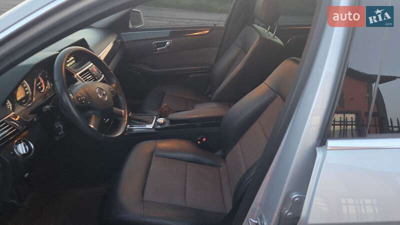 Седан Mercedes-Benz E-Class 2010 в Тячеві