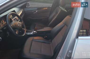 Седан Mercedes-Benz E-Class 2010 в 