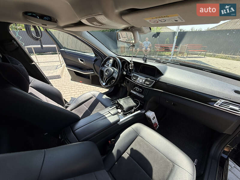 Седан Mercedes-Benz E-Class 2014 в Кропивницькому