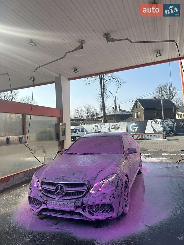 Mercedes-Benz E-Class 2013