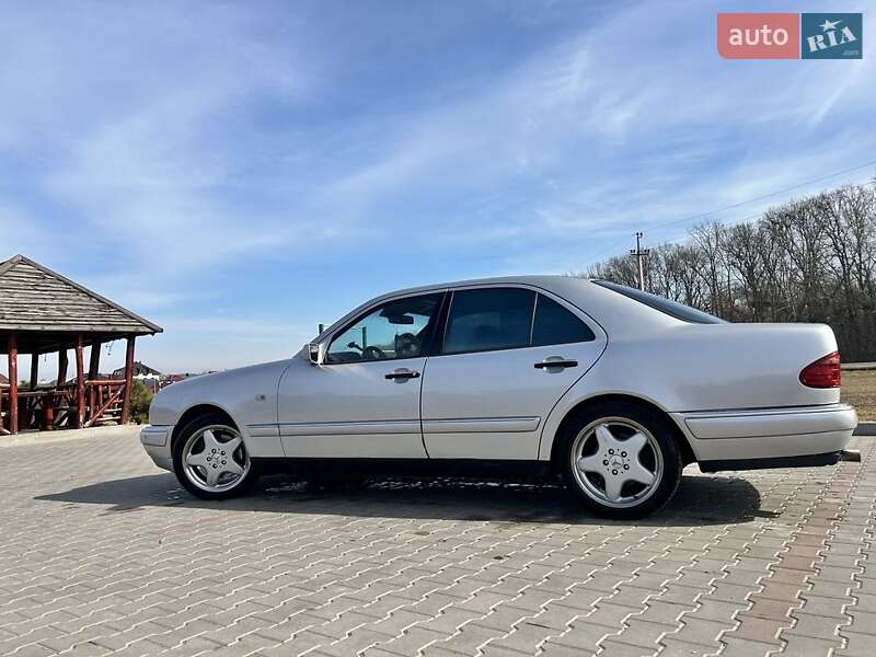 Седан Mercedes-Benz E-Class 1998 в Хмельницком
