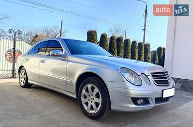 Седан Mercedes-Benz E-Class 2007 в Черновцах