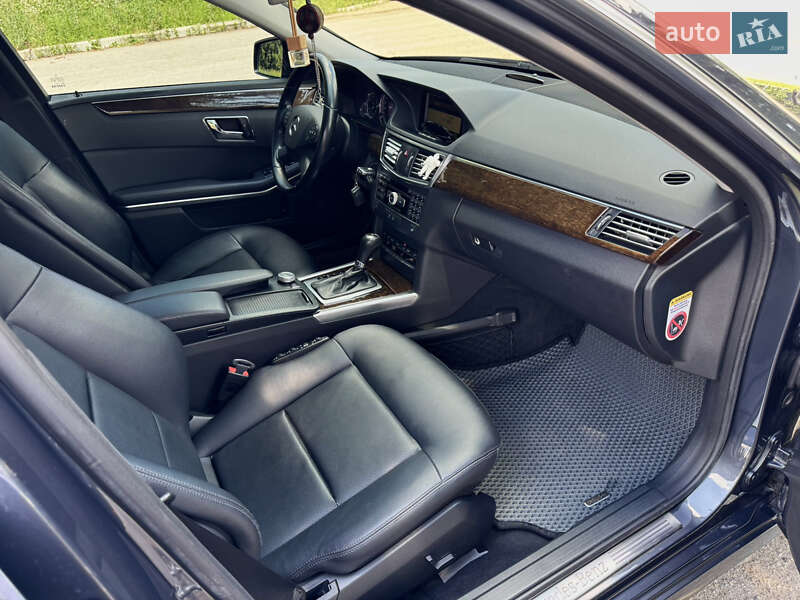 Універсал Mercedes-Benz E-Class 2010 в Ромнах
