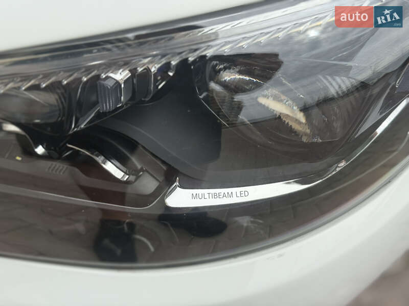 Седан Mercedes-Benz E-Class 2021 в Києві