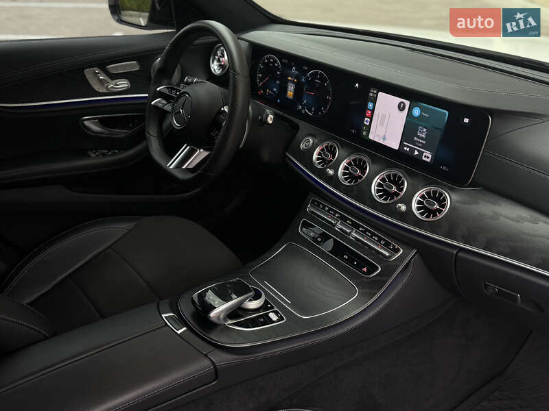 Седан Mercedes-Benz E-Class 2021 в Києві