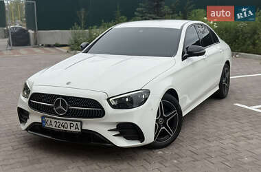 Седан Mercedes-Benz E-Class 2021 в Киеве