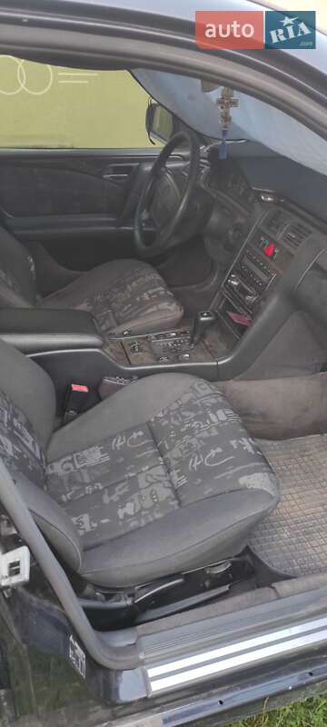 Седан Mercedes-Benz E-Class 1997 в Черновцах