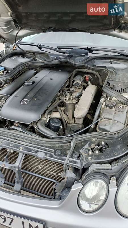 Седан Mercedes-Benz E-Class 2005 в Киеве