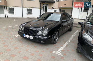 Седан Mercedes-Benz E-Class 1999 в Львове