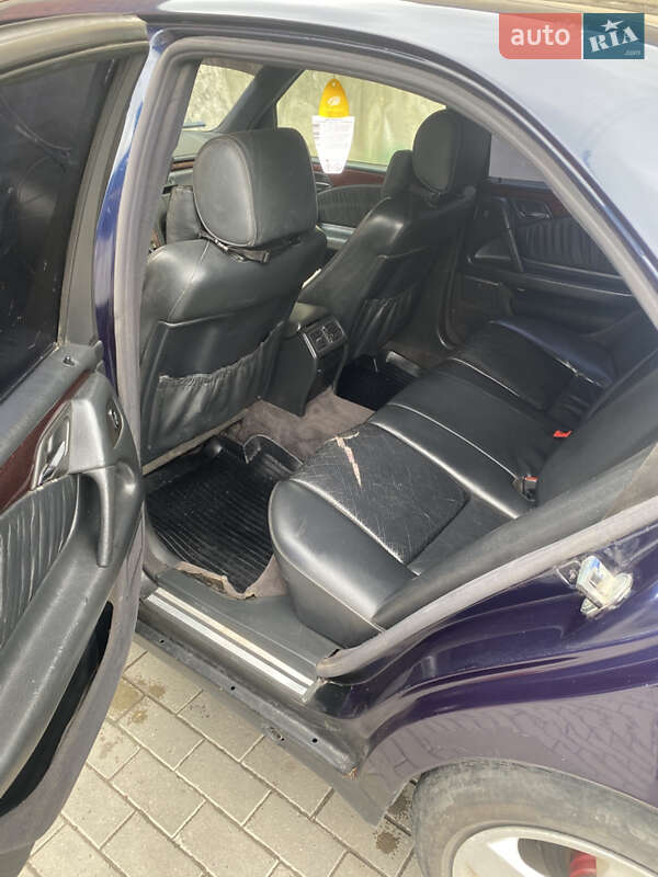 Седан Mercedes-Benz E-Class 1998 в Черновцах
