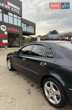 Седан Mercedes-Benz E-Class 2004 в 