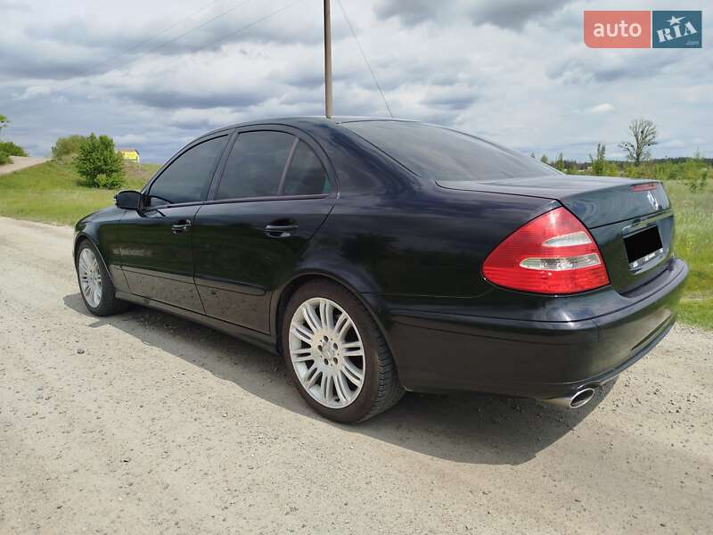 Седан Mercedes-Benz E-Class 2005 в Білій Церкві