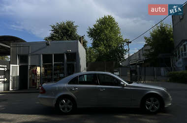Седан Mercedes-Benz E-Class 2003 в 