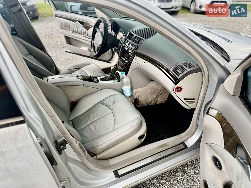 Седан Mercedes-Benz E-Class 2002 в Тернополі