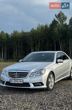 Седан Mercedes-Benz E-Class 2010 в Ковелі